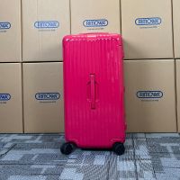 Rimowa Essential Trunk In Rose