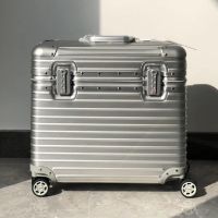 Rimowa Pilot Case Luggage In Silver